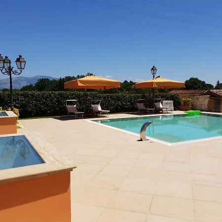Il Piccolo Borgo Resort *
